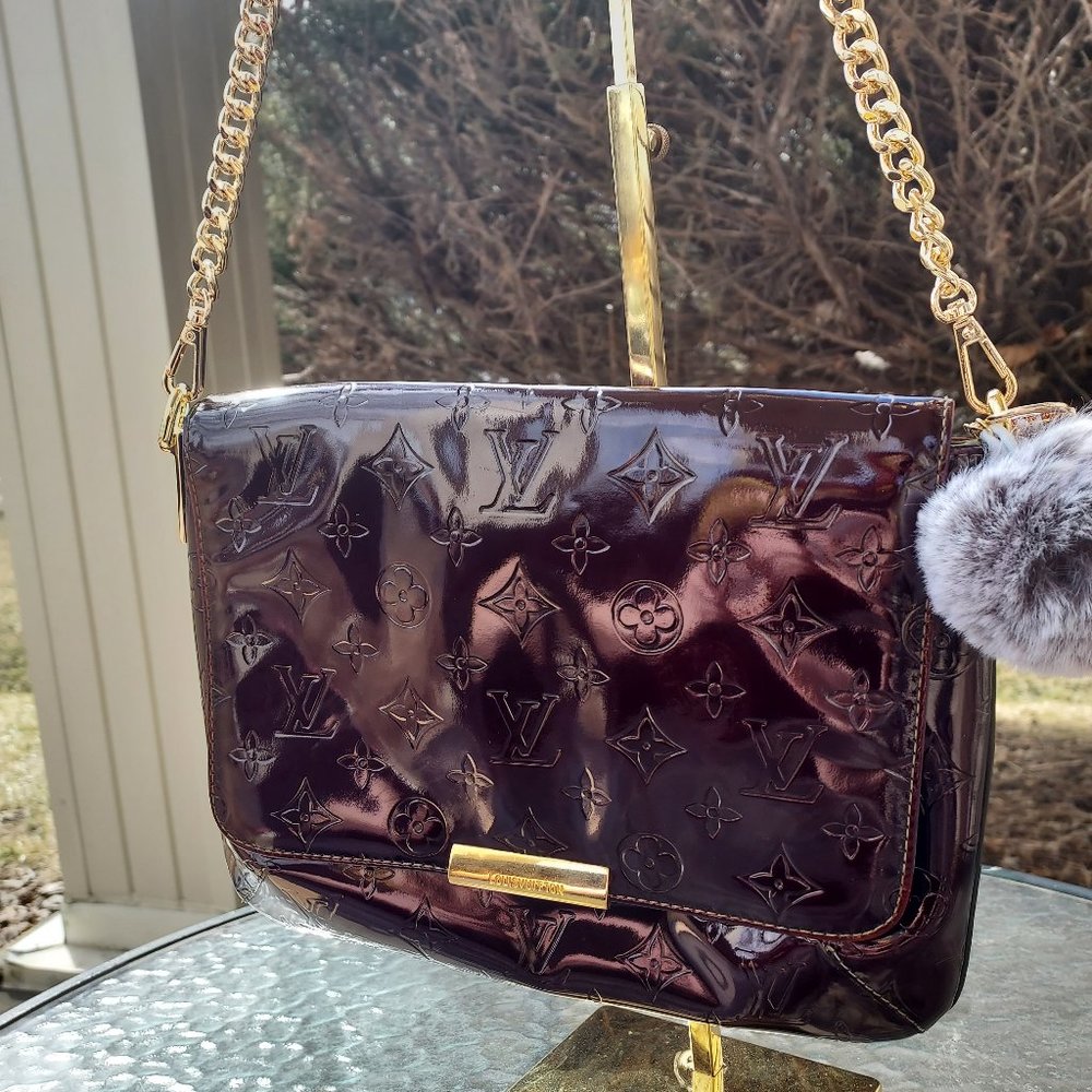 Altered crossbody